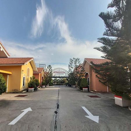 Windsor Resort Lop Buri Eksteriør bilde