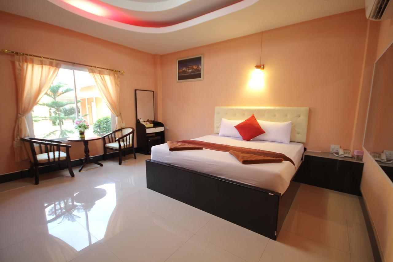 Windsor Resort Lop Buri Eksteriør bilde